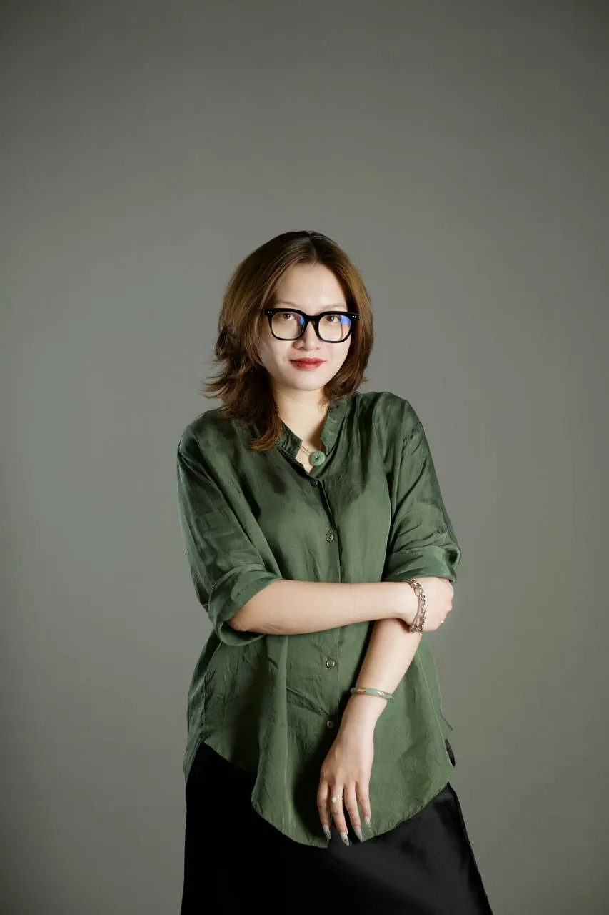 Ảnh giảng viên Lê Hà Châu